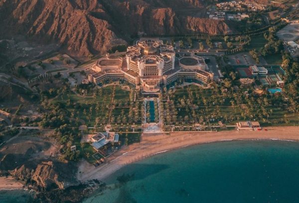 Discover the Best of Its Trendy Hotels and Desert Camps in Oman