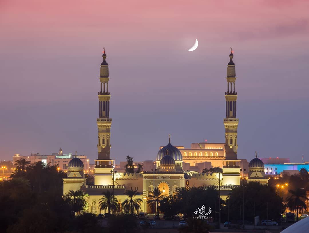 Respecting Ramadan: Understanding the Etiquette for Non-Muslim Tourists!